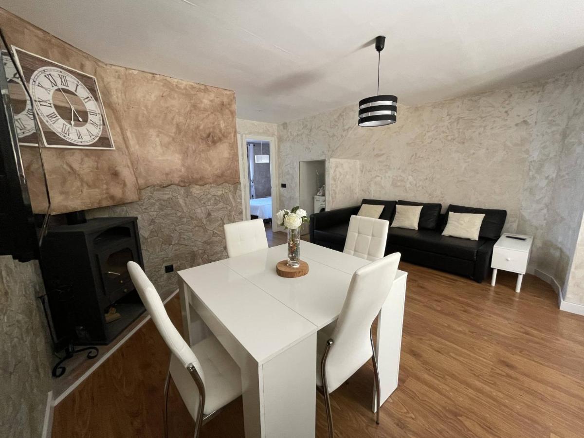 El Bosque De Los Romanos Apartment Puerto de Bejar Luaran gambar